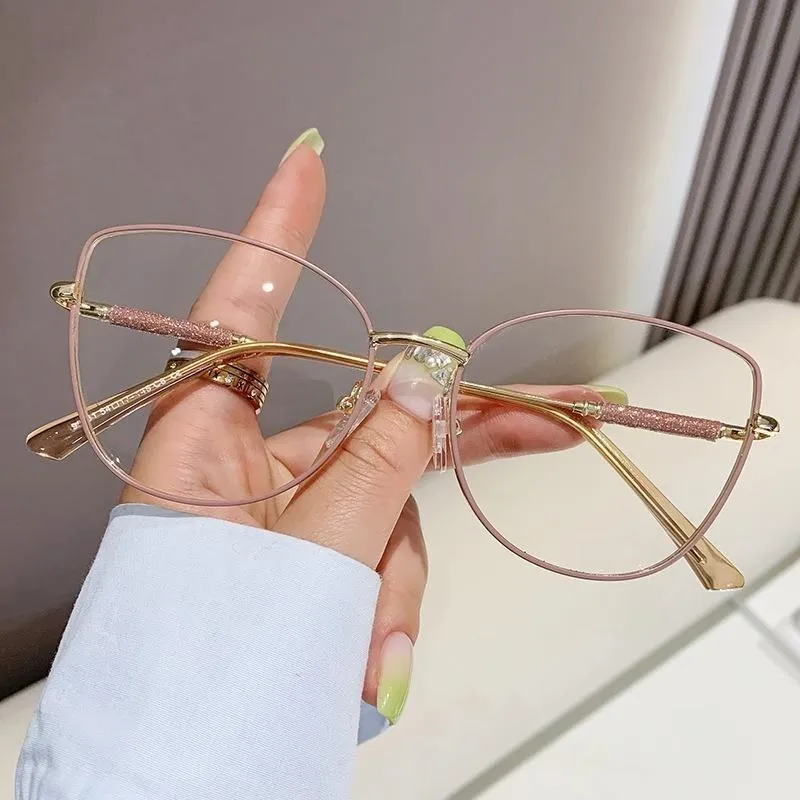 

Cat Eye Anti Blue Light Glasses Sexy For Women Transparent Computer Glasses metal Frame Men Blue Light Blocking Eyewear Optical