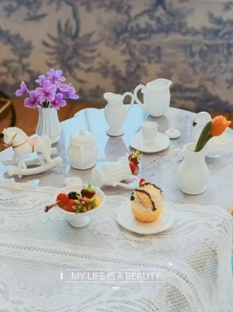 Doll House French Tableware Light Vase Model Miniature Tabletop Display Mini Bear Cracker Barrel Chocolate Box Bryce Display Bjd 4