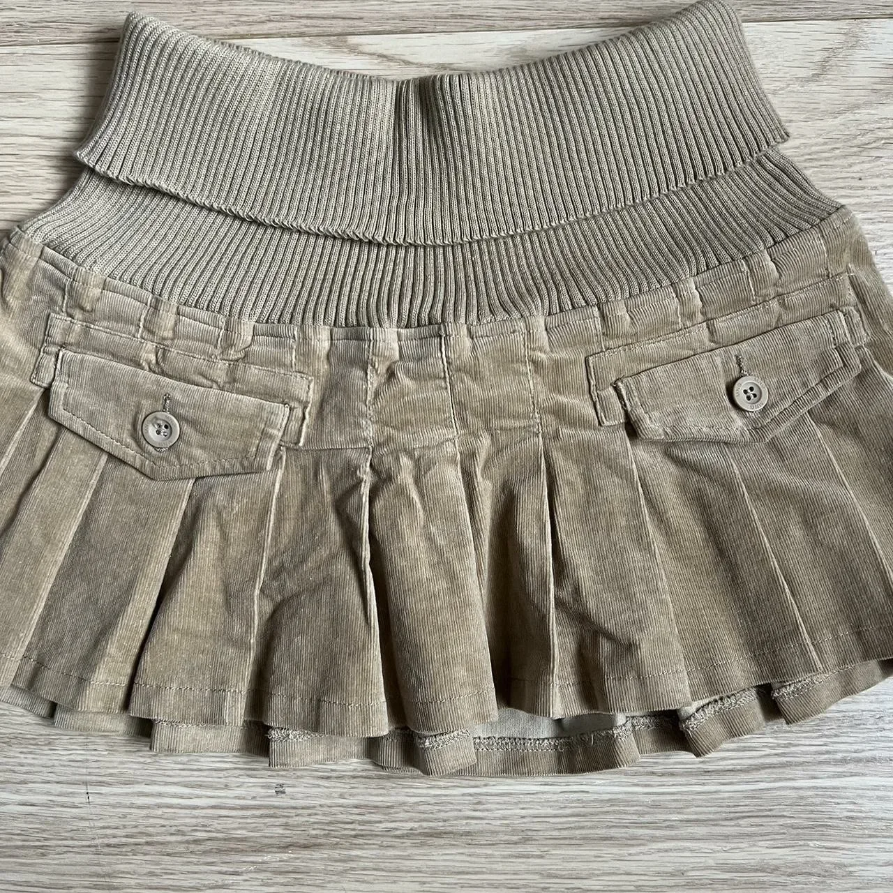 New Autumn and Winter Elastic Belt Mini Skirt Women Y2K Gothic pleated skirt Retro high-waisted skirt 4