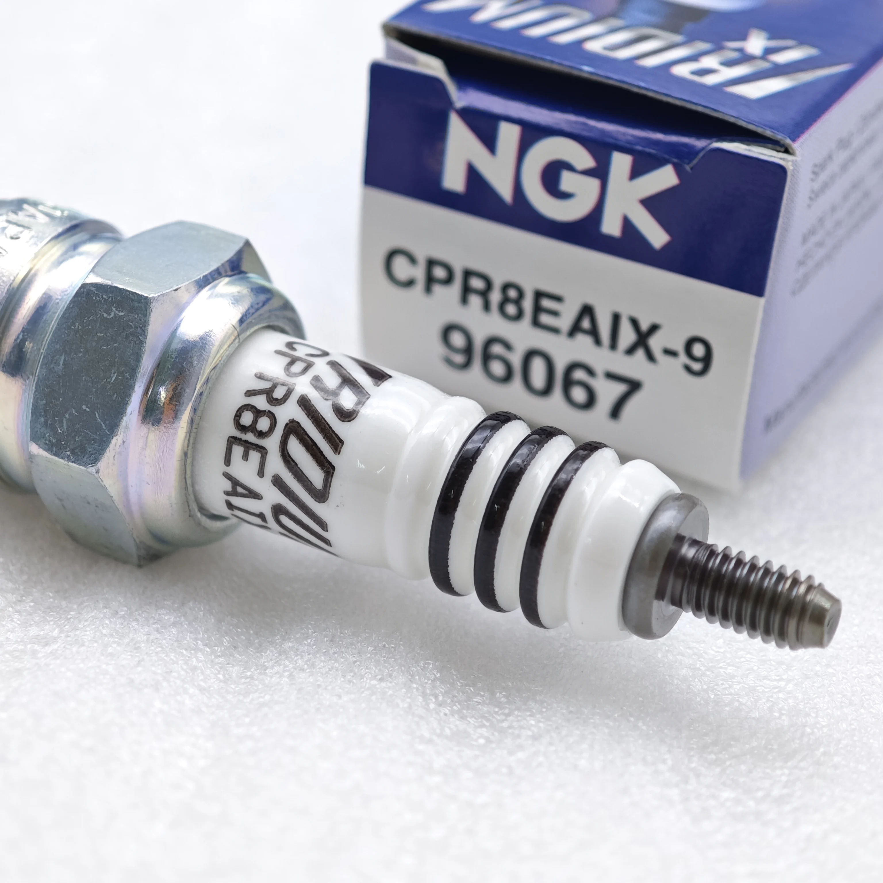 1pcs Original NGK Iridium Spark Plug CPR8EAIX-9 #96067 Upgrade CPR8EA-9 spark plug spark candles torch