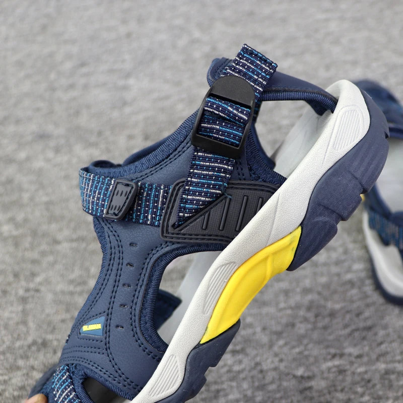 Men and Women Sandals Summer Outdoor Anti-skid Soft Sole River Tracing Sports Flat Bottomed Beach water shoes summer sandals water sports shoes beach sandals