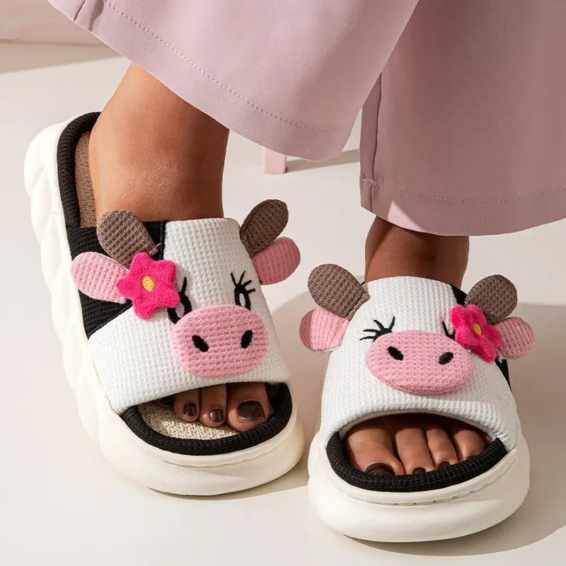 Casual Platform Slippers Women Home Cute Cartoon Cow Designer Shoes Girls Fashion Popular Elegant Indoor Slipper Flats Open Toe
