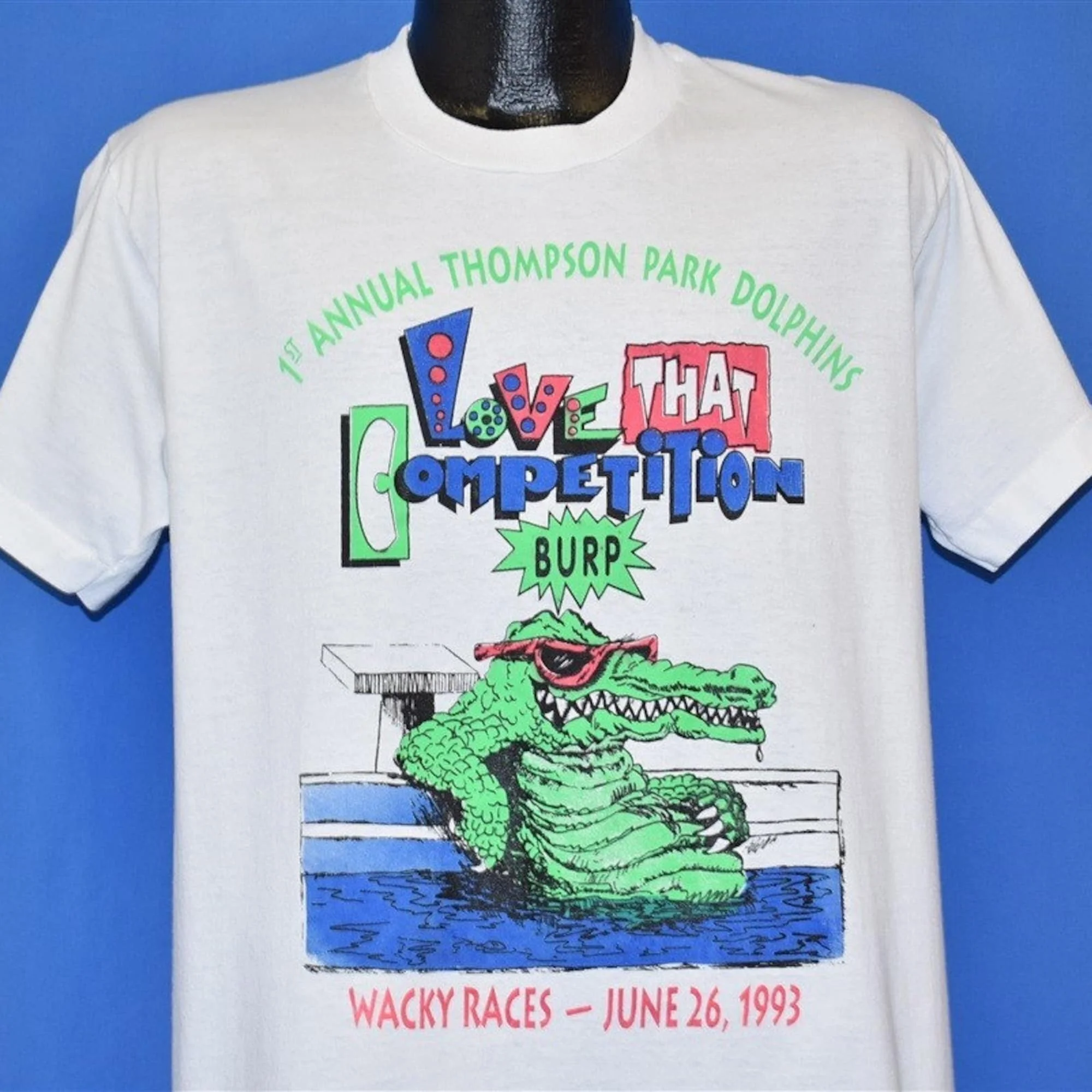 Anni '90 Thompson Park Dolphins Love That Competition Wacky Races T Shirt Large
