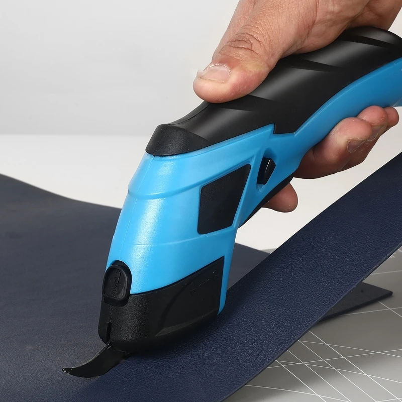 Electric Scissors Fabric Cutter Rechargeable Cordless Power Fabric Shears  Scissors Cutting Tool with Spare Cutting Blades