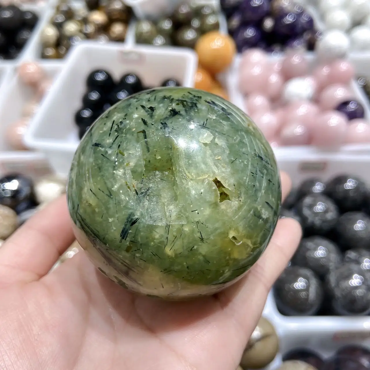 

Natural Crystals Quartz Grape Prehnite Sphere Energy Ball Reiki Stones Room Home Office Aquarium Decoration Accessories Gemstone