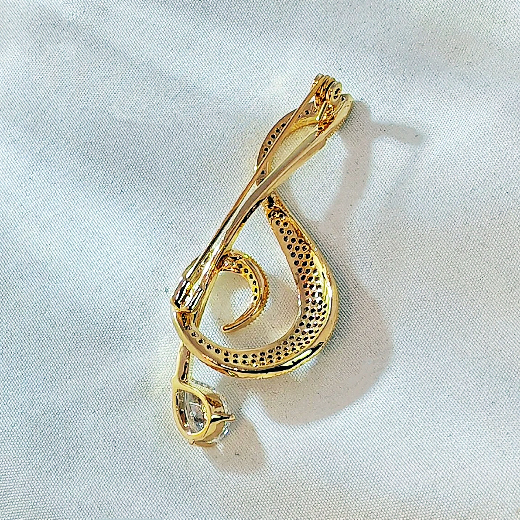 Shiny Gold Tone CZ G Clef Music Note Pin Brooch Gift Jewelry