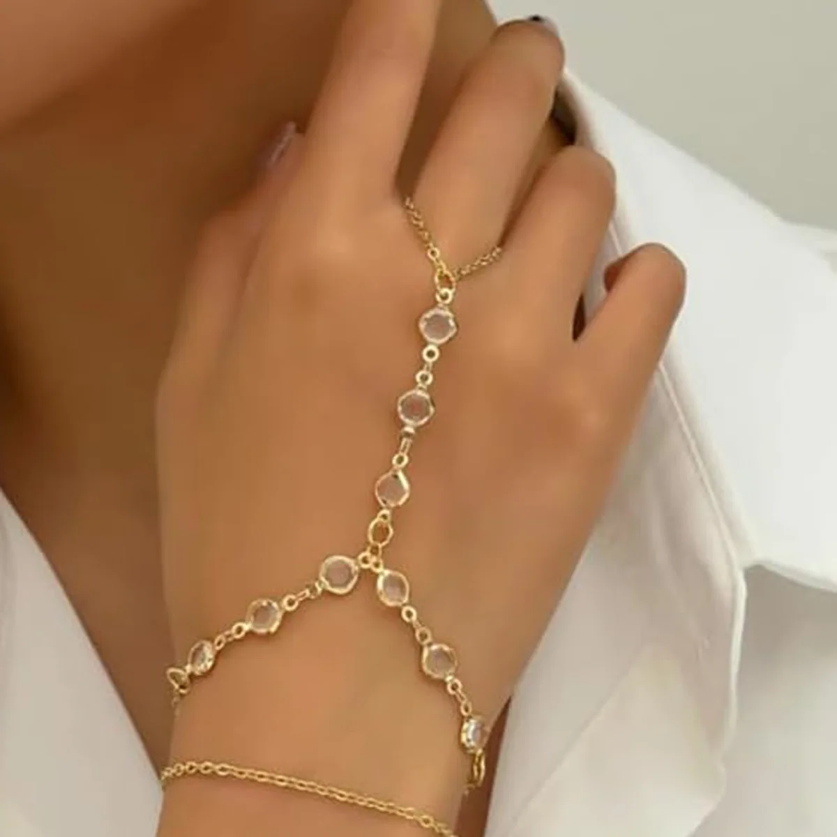 Fashion Multilayer Crystal Finger Bracelet Fashion Multilayer Crystal Finger Bracelet