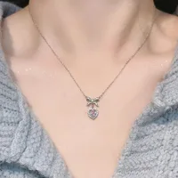 Crystal Zircon Bow Knot Heart Pendant Necklaces Y2K Pink Heart Ladies Girls Fashion Elegant Clavicle Chain Women Jewelry 2023 6