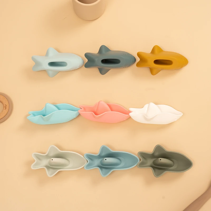 3 szt./zestaw zabawki do kąpieli dla niemowląt BPA Free Water Play Cute rekin foremki dla niemowląt silikonowe zabawki plażowe kreskówkowe zwierzęta morskie zabawki kąpielowe dla malucha
