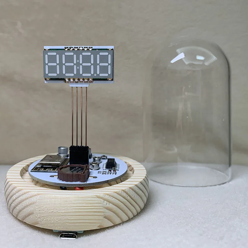 2024 New Luxurious Handmade  Modern Retro Style Lamp Design Different time zone clock 5