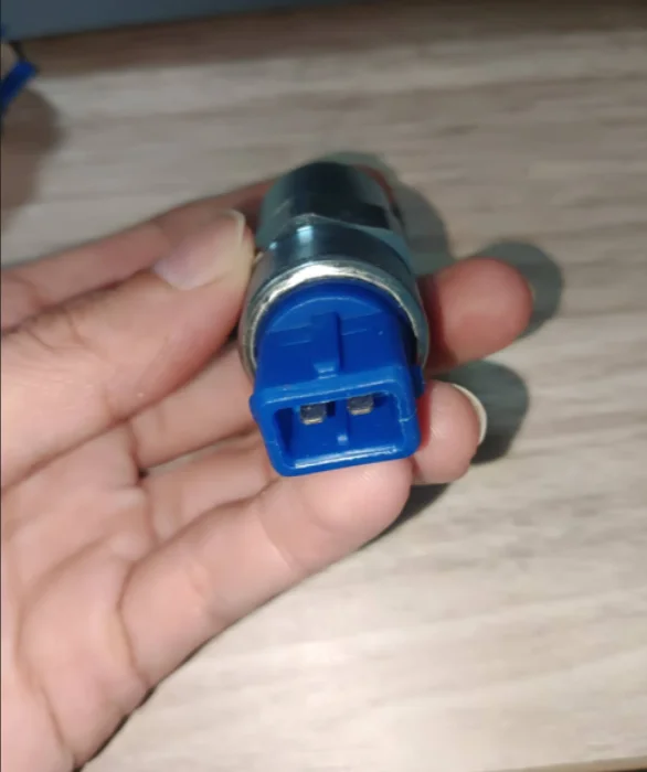 Fuel Shutoff Solenoid 9185-900G 7185-900G 7185-900H 1340482 71630255 1766219 38015160 716-30098 12V 24V