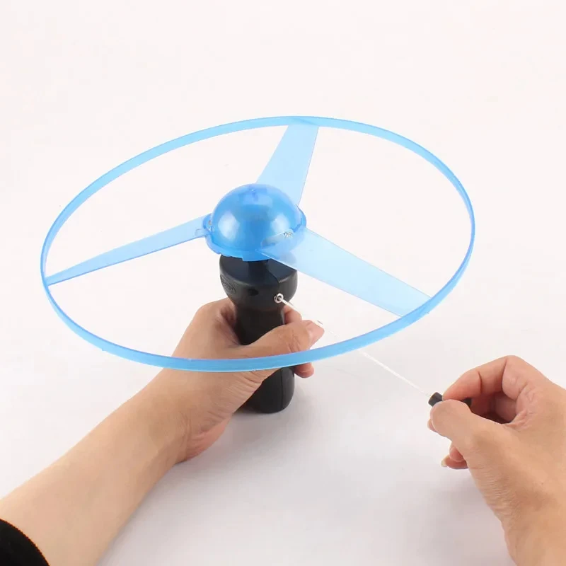 LED UFO Spinning Flyer Toy 2