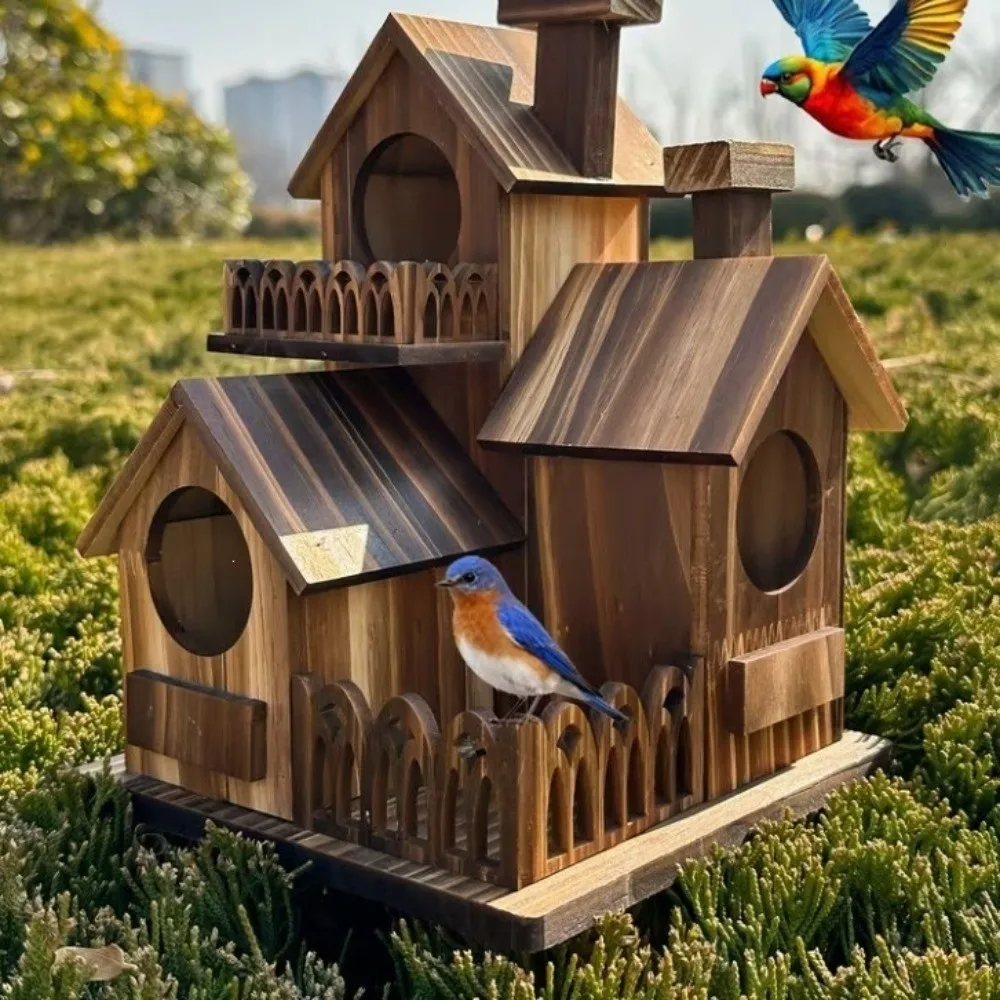 รูปสินค้า บ้านนกไม้ทำมือสไตล์เรียบง่าย กันน้ำ มีหลายช่อง ให้อาหารนก 3 ห้อง บ้านนกกลางแจ้งแบบหนาสำหรับสวน