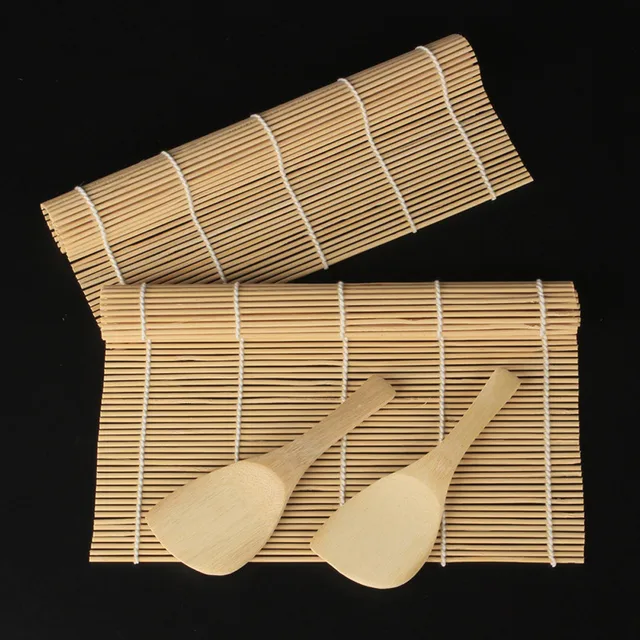 Bamboo Sushi Curtain Rolling Mat Spoon Set - Upgrade your sushi-making game!