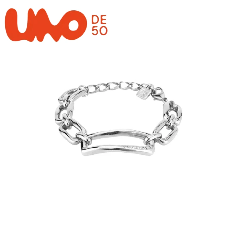 UNOde50 Bracelet on Display
