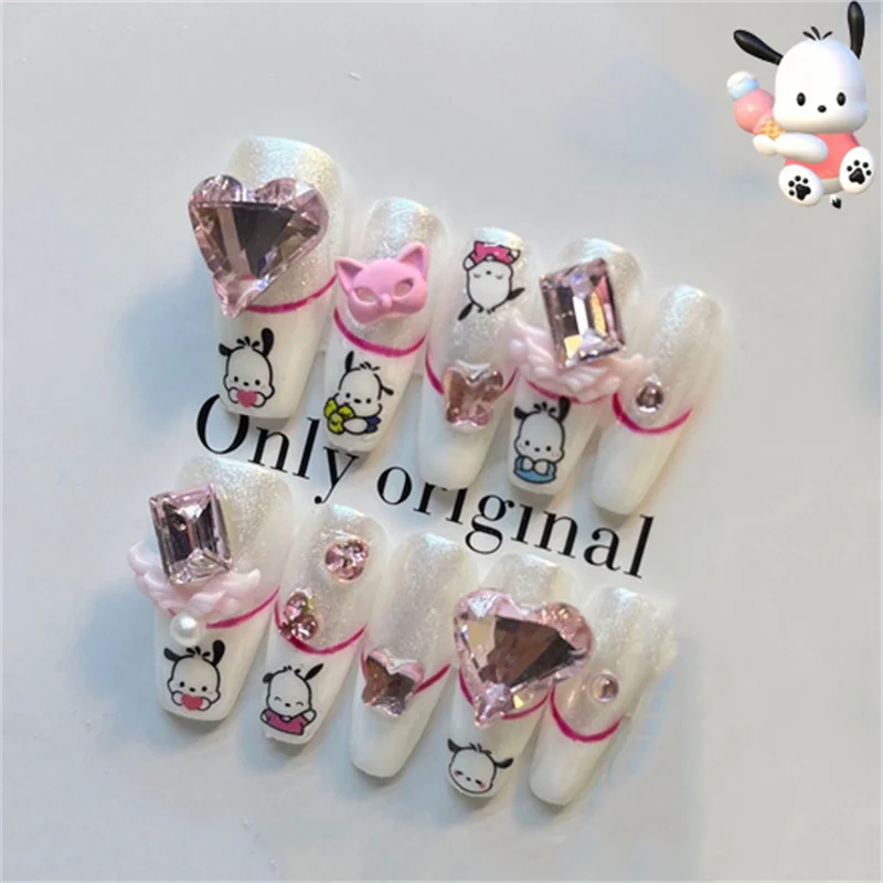 

Sanrio Pachacco Cute Pink Heart Rhinestone False Nails Summer Fashion Magic Mirror Powder Purely Handma Fashionde Press-On Nails