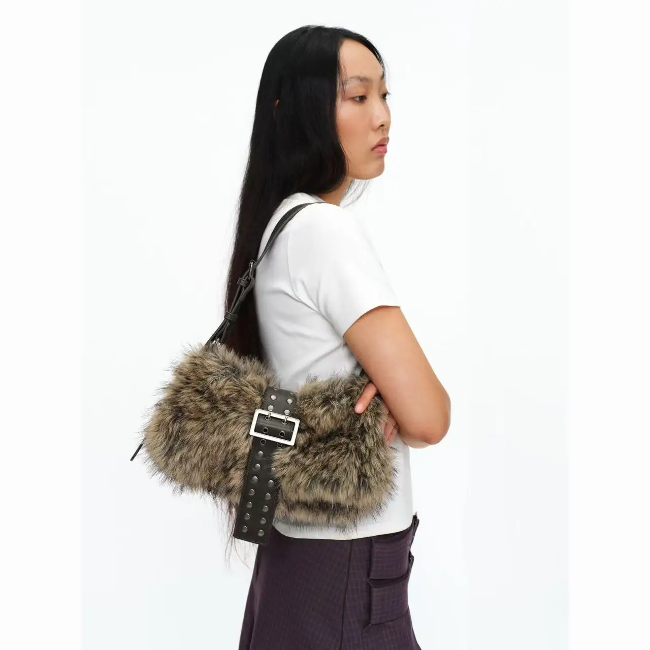New HOT Women Faux Fur Bags Classics Lady Tote Bag Plush Shoulder Bags Fashion Imitation Raccoon Fur Handbag Bag Evening Bag