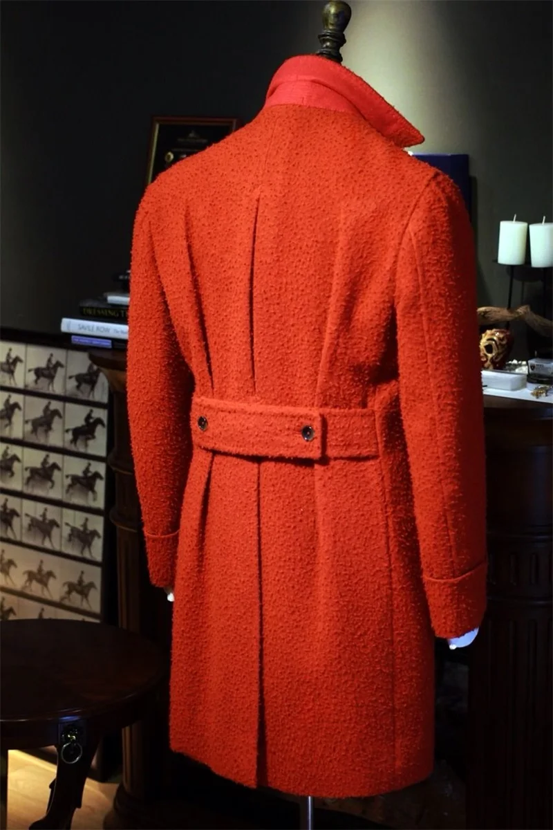 Рисунок 4 - Мужское длинное шерстяное пальто