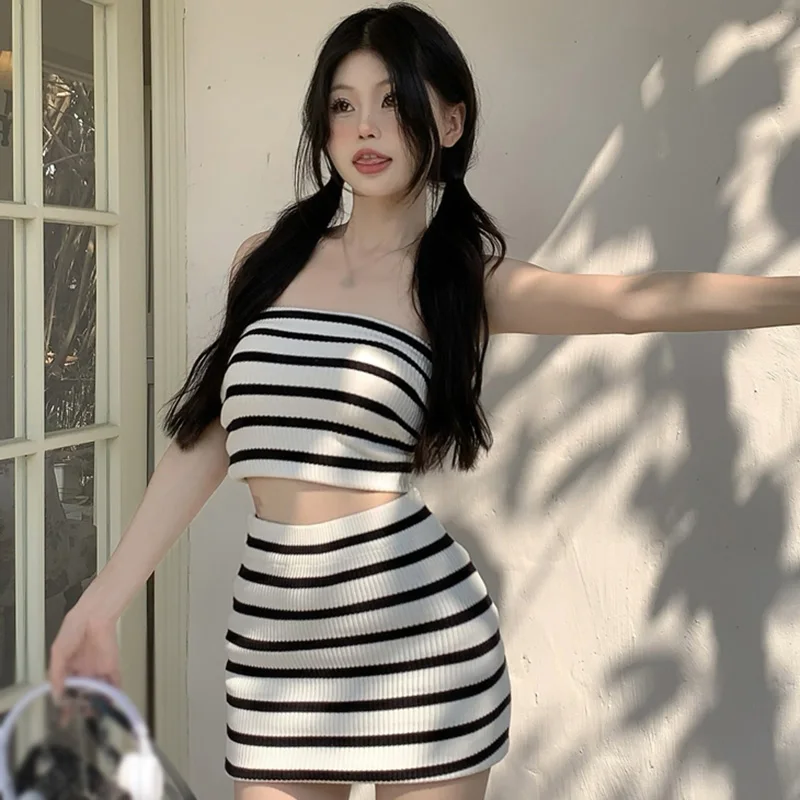 تنورة علوية تنورة عالية الخصر محبوكة مخططة غير رسمية ضيقة 3