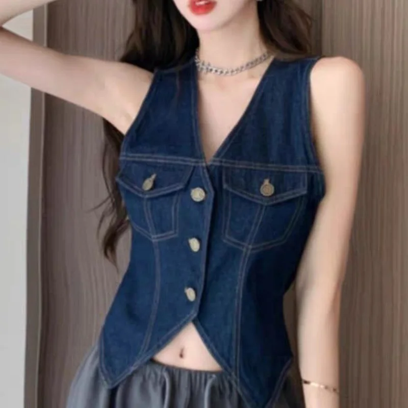 Amber | Soft Summer Casual Top with V-Neck for Women