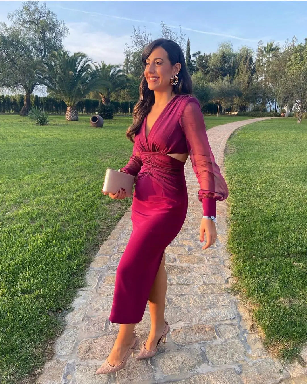 

Fuchsia Long Sleeves Prom Dresses V Neck Pleated Tea Length Saudi Arabic Women Evening Party Dress
