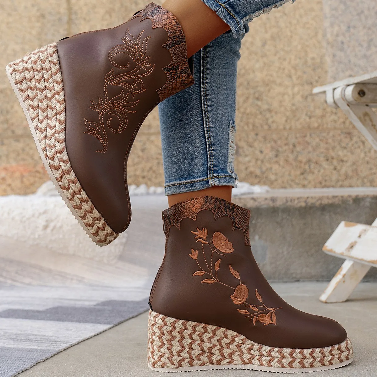 

Women's Platform Boots Winter Wedges Espadrilles Plus Size De Mujer Straw Rope Women Booties Outdoor Back Zip Female Heels Botas