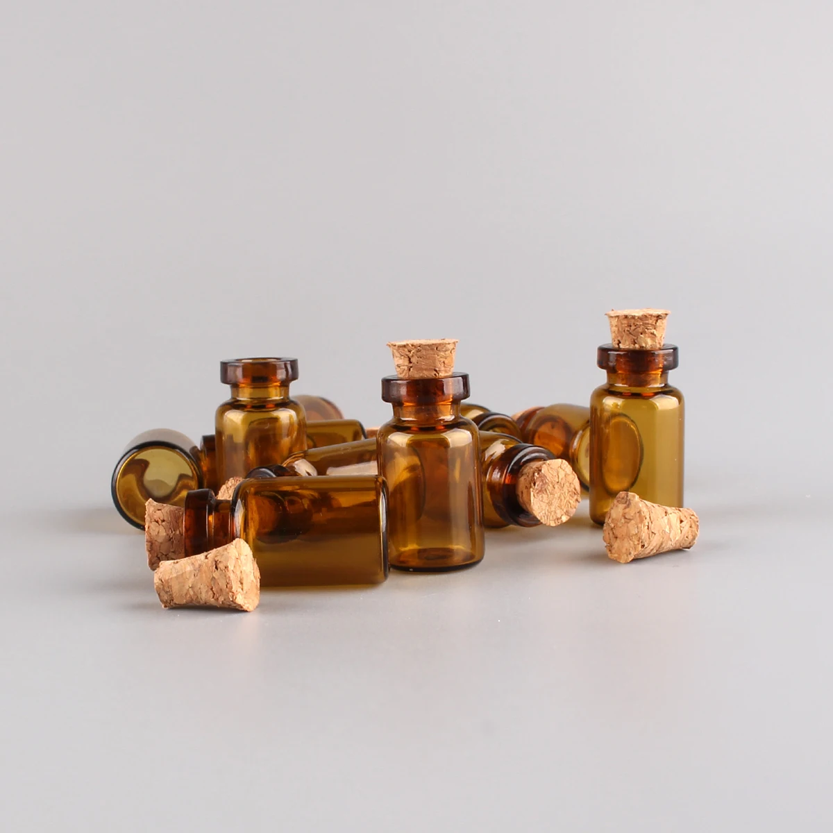 Wholesale 50pcs 1ml Amber Mini Glass Bottles Tiny Jar Vials With Cork Stopper DIY Craft 4