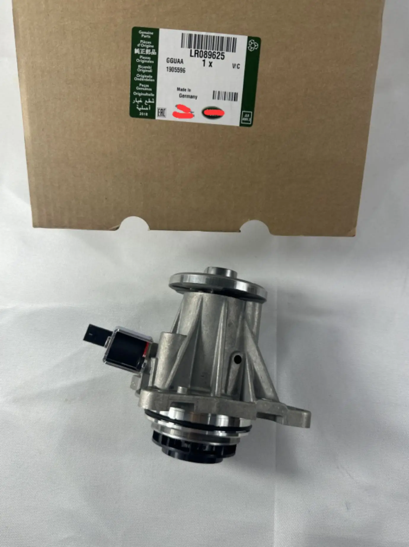 Land Rover All New 3.0T Diesel Engine Water Pump with Sensor for Land ...