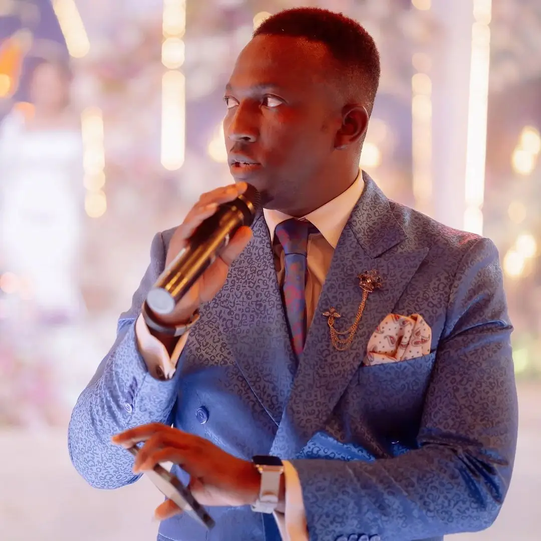 Slide image f62af086bc9d476fbf6a8a30d9d36352