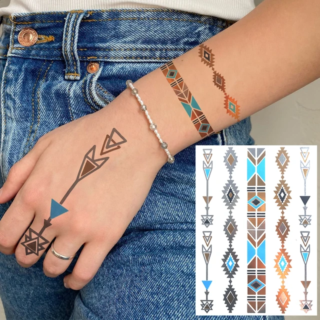 Amazon.com : Henna Tattoo Stencils kit,Reusable Henna Stencils for Hand  Forearm Glitter Airbrush DIY Tattooing Template, Indian Temporary Tattoo  Stickers for Women Girls : Beauty & Personal Care