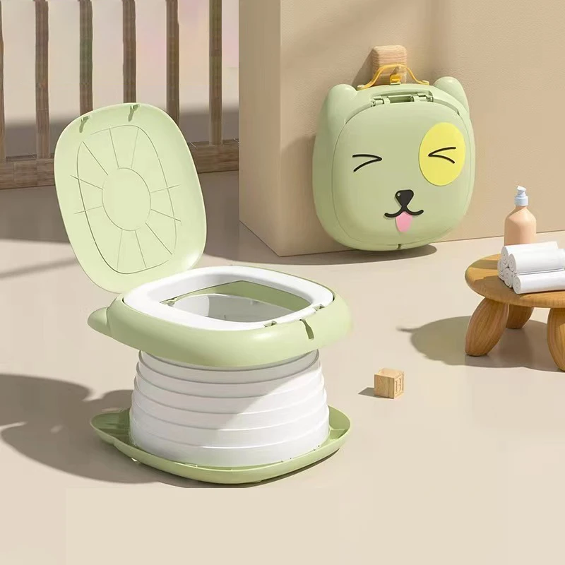 Potty training urinal portable potty toilet urinal Children's folding toilet baby travel toilet Portable children's potty car sealed anti-odor urinal