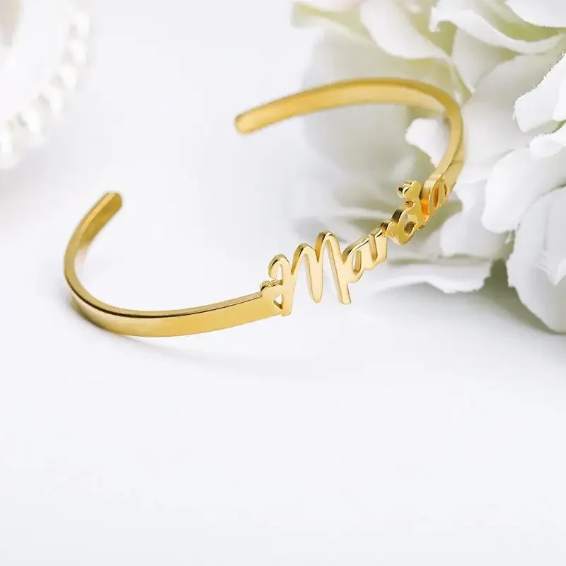 Pulseras personalizadas con nombre para mujer, brazaletes de acero inoxidable chapados en oro de 18k, joyería personalizada, regalos de cumpleaños