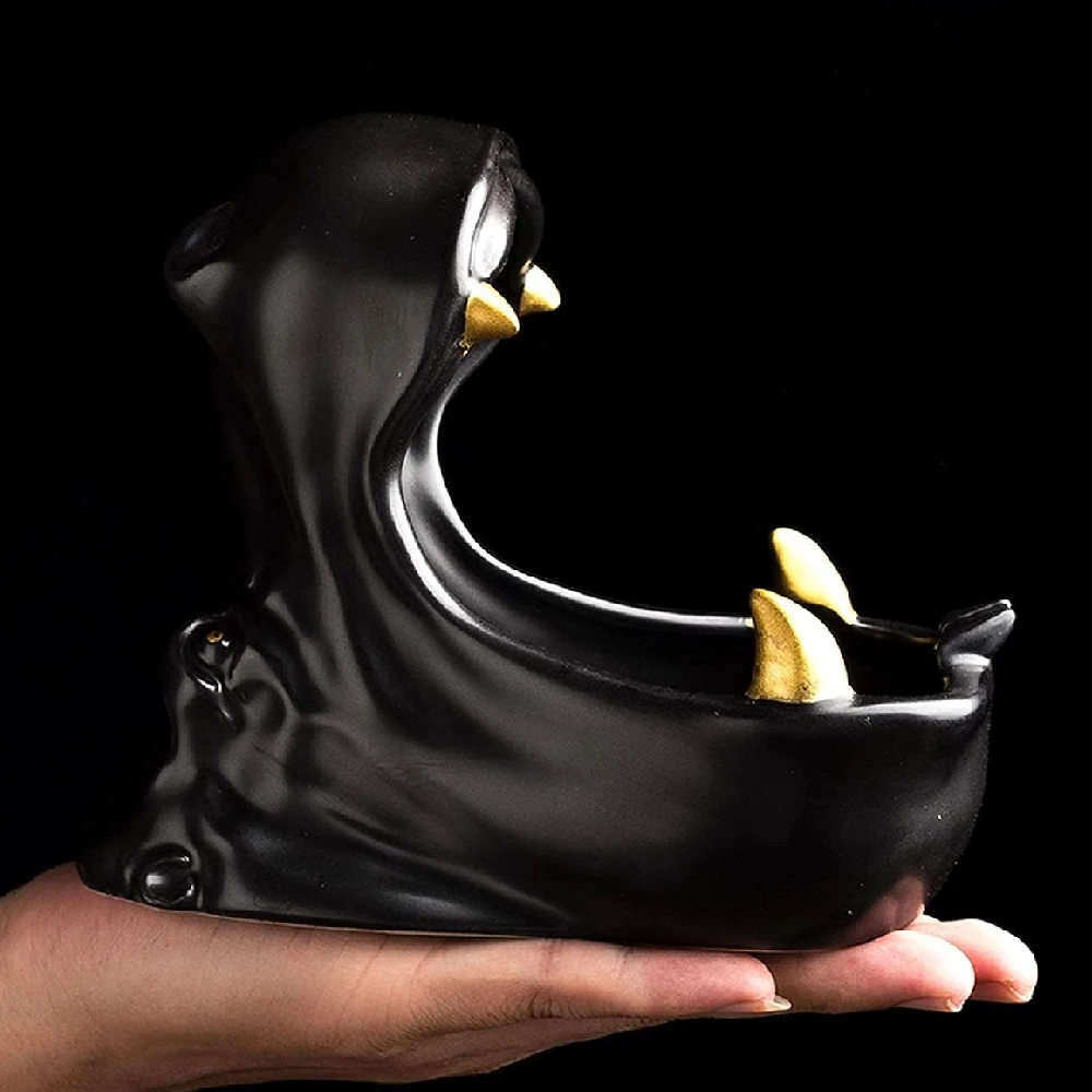 Animal shaped ashtray Cigarette Ashtray Outdoor Ashtray Travel A Gift for Father's Day Barware Smoking Receptacles