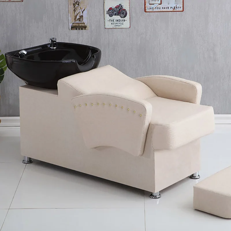 Рисунок 6 - Косметическое парикмахерское кресло