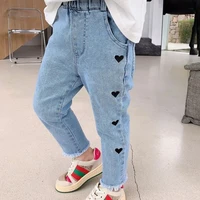 Denim Jeans mit Herzen / Blumen – Bild 2