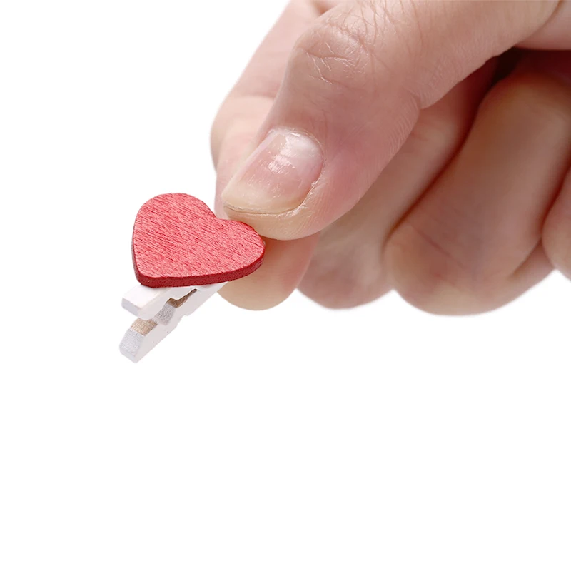 Cute Mini Red Heart Shaped Wooden Photo Paper Clips 20Pcs Memo holder Home Decoration Clips Office Accessories
