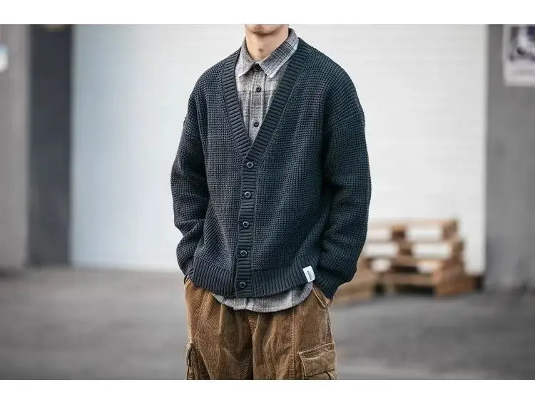 Description Picture 3 of itemKorean Loose Vintage V-Neck Cardigan Sweater Men Spring Autumn New Solid Patchwork Button Pocket Knitted Jacket Long Sleeved Top