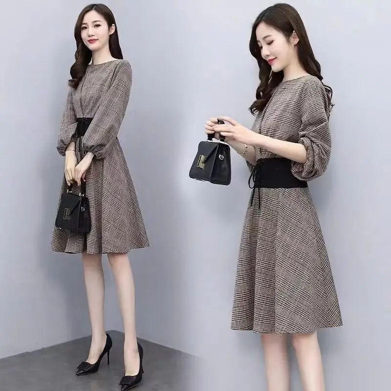 

Elegant O-Neck Plaid Spliced Bandage Folds Midi Dress Women Clothing 2023 Autumn Winter Korean Lantern Sleeve Ladies Dresses