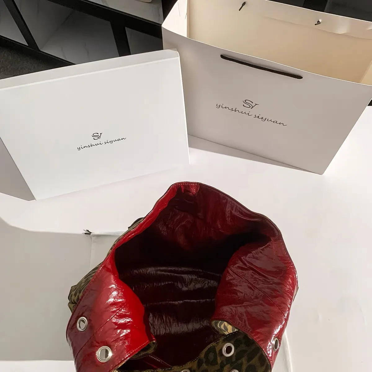 Large Capacity Red Bag Women leopard print New Retro Texture Single Shoulder Tote Bags Fashion Versatile Casual Ladies Handbags