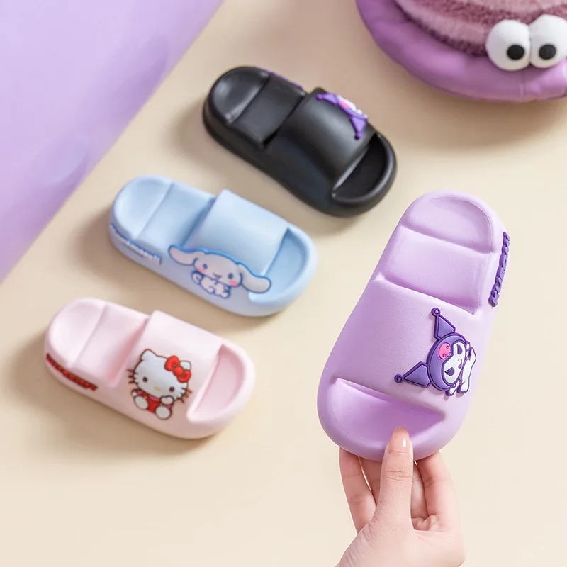 

2024 Sanrio Child Slippers Hello Kitty Kuromi Cinnamoroll Summer Home Slippers Boys Girls Anti-slip Wear-resistant EVA Sandals