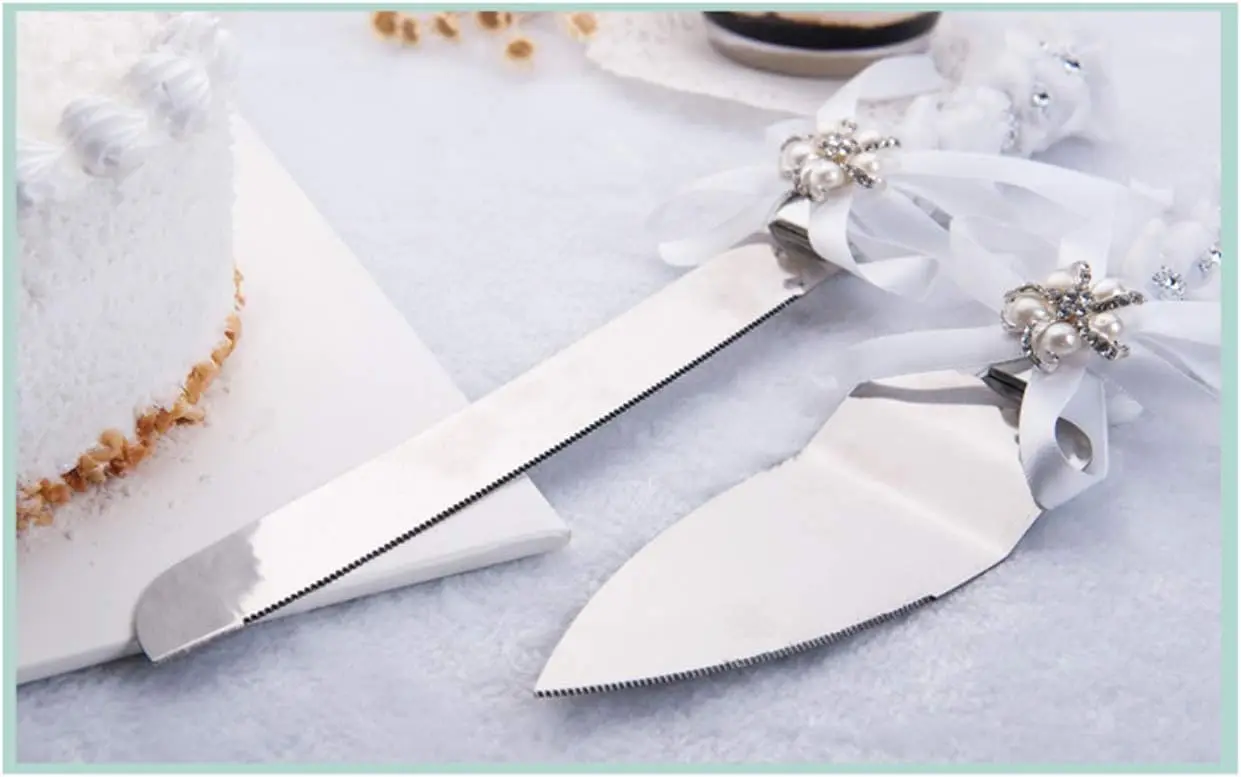 Description Picture 5 of itemEuropean style knife and fork set gift wedding souvenir wedding stainless steel cake knife and spatula