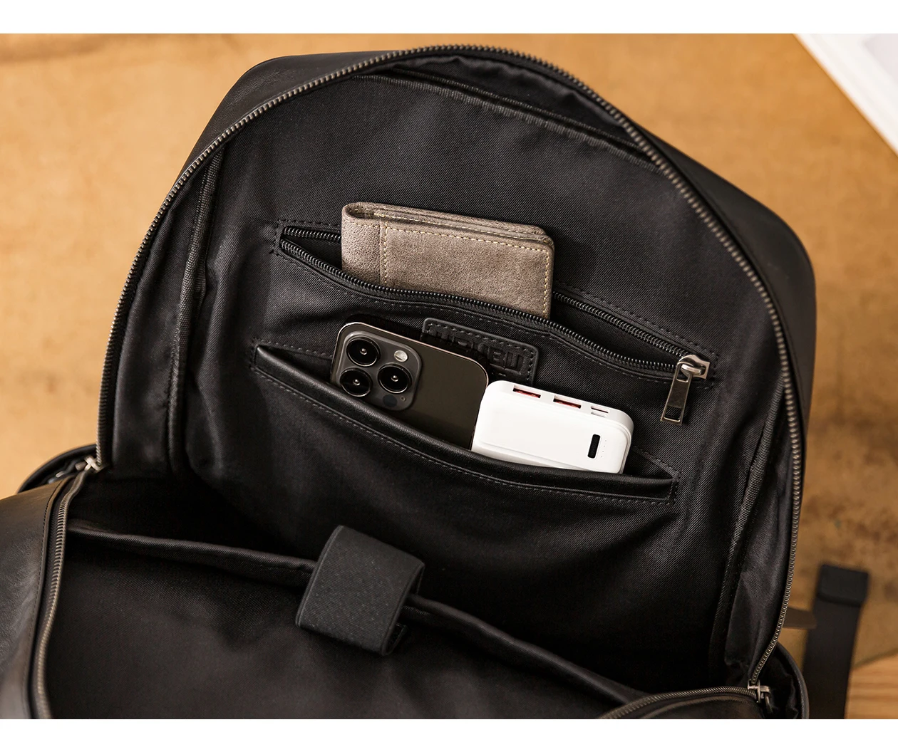 PNDME Outdoor-Reise-Luxus-Laptop-Rucksack aus echtem Leder für Herren, schlicht, lässig, Designer, handgefertigt, Rindsleder, schwarze Büchertasche – Detail 15