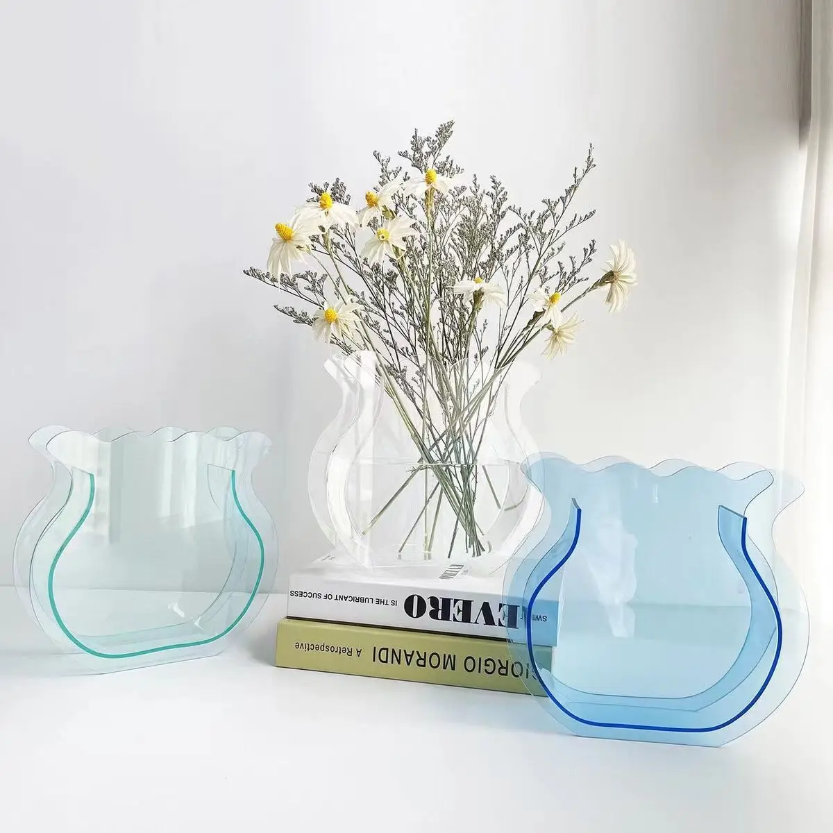 

Nordic minimalist acrylic transparent fish tail vase small red book handbag creative hydroponic vase design gift