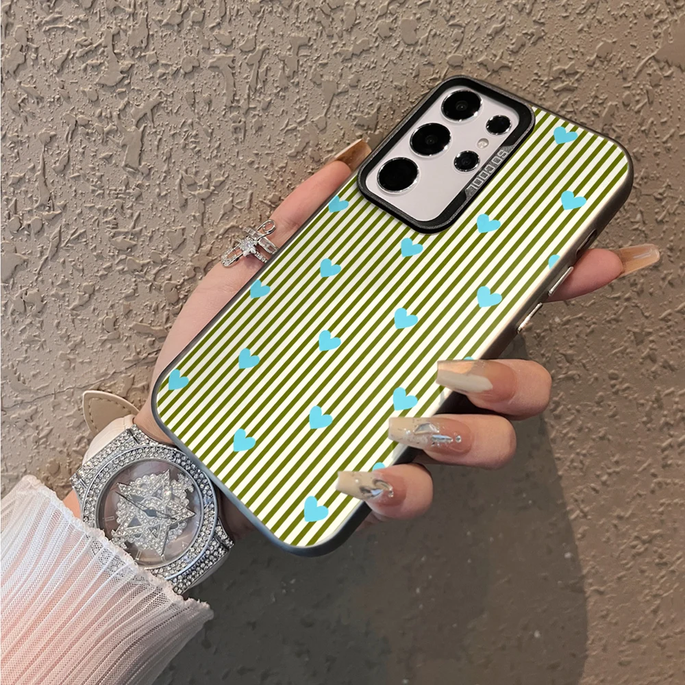 Chic Heart Stripe Anti-Fall Phone Case with IMD Design