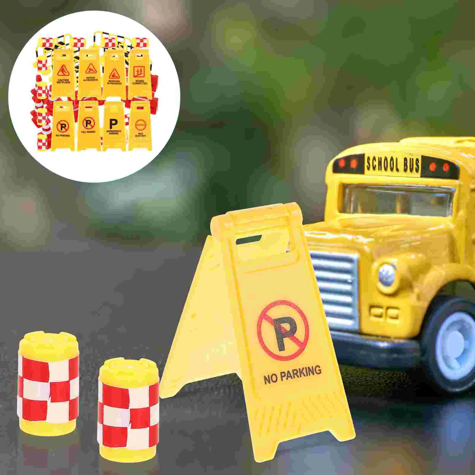 

16Pcs Miniature Traffic Barricade Barrels Traffic Signs Educational Kids Toy
