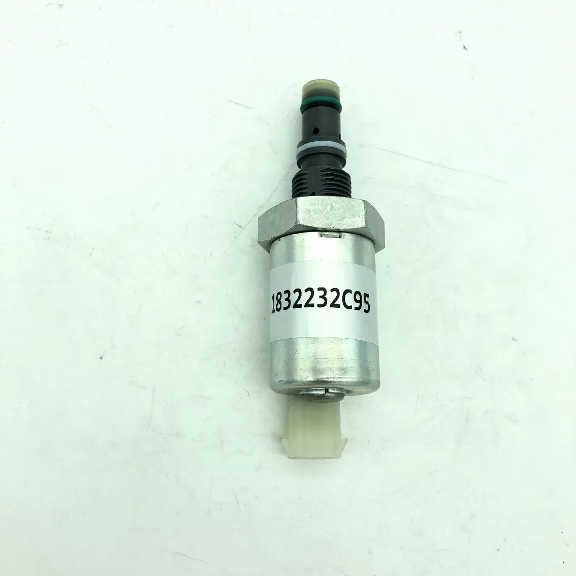

IPR Valve 1832232C95 1832232c94 For INTERNATIONAL NAVISTAR Truck DT466E engine