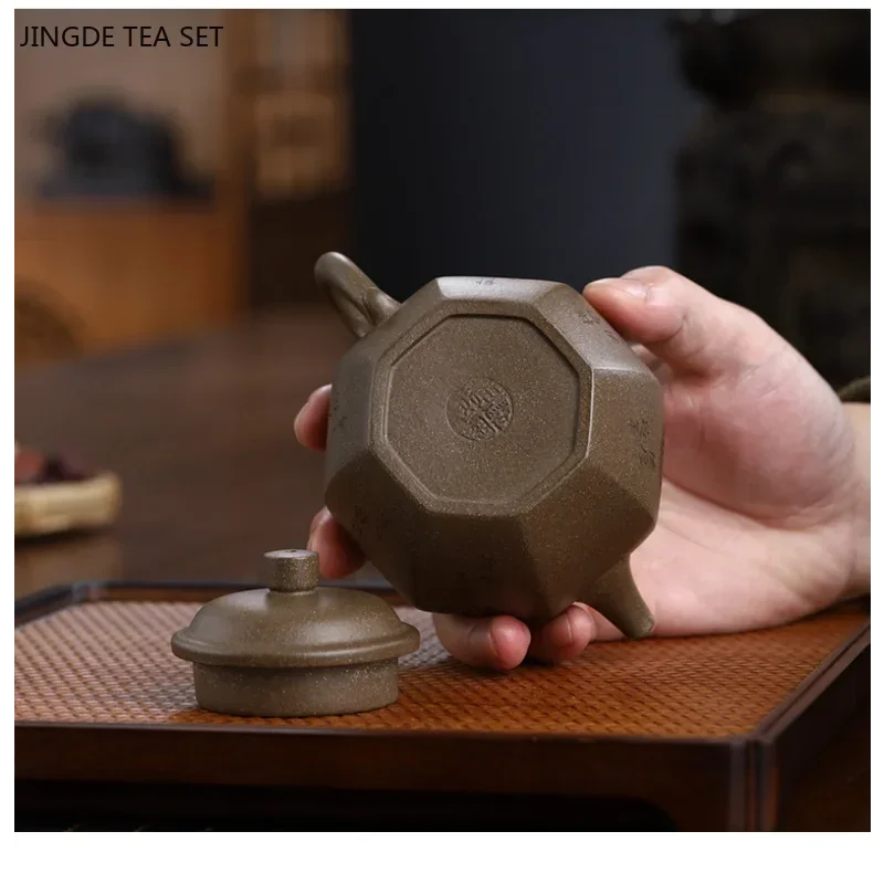 220ml Chinese Yixing Purple Clay Tea Pot Raw Ore Section Mud Filter Kettle Zisha Tea Infuser Custom Hand-painted Teapot