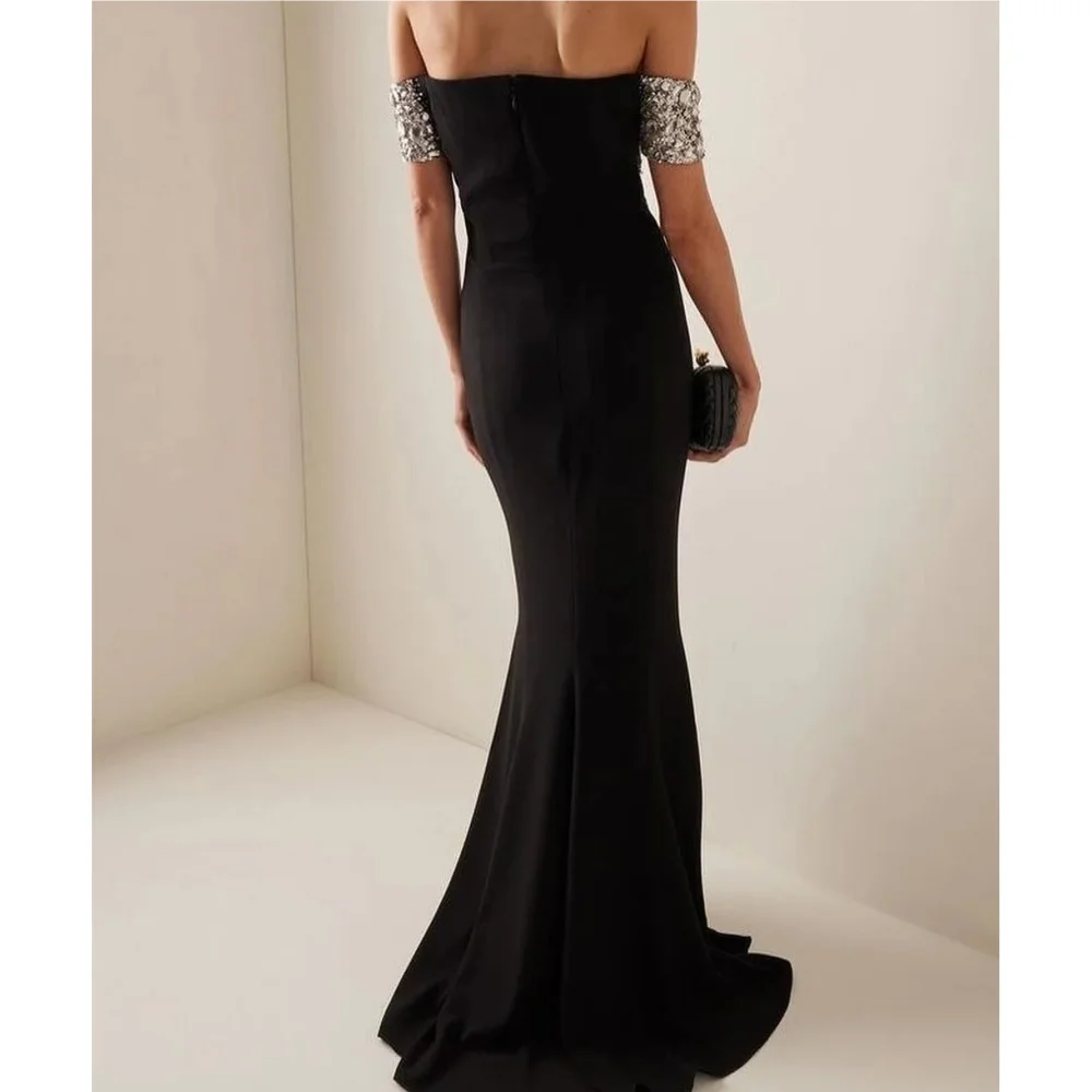 

Muloong Off-the-shoulder Neckline Sweep Train Women Elegant And Pretty Luxury Prom Dress