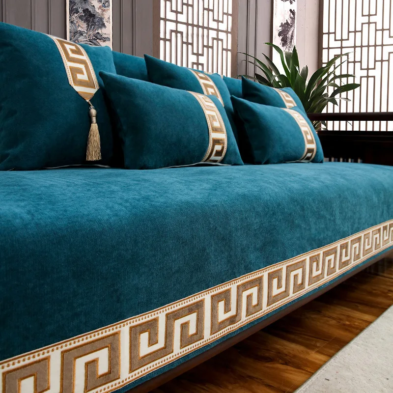 How to Choose and Style Sofa Pillows - The Turquoise Home