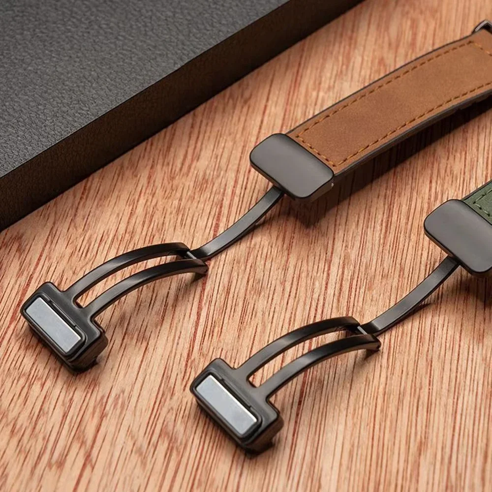 Luxurious Soft Leather and Silicone Magnetic Buckle Bracelet Strap - Premium Sports Band Correa